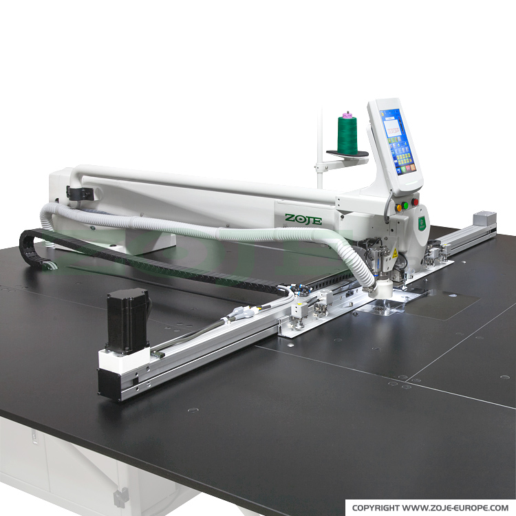 ZOJE ZJ-M5-S800H-SF-LASER K SET - Maszyna do stebnowania programowanych wzorów na bardzo dużych elementach z laserem do cięcia materiału - 2 Maszyna do stebnowania programowanych wzorów na bardzo dużych elementach z laserem do cięcia materiału